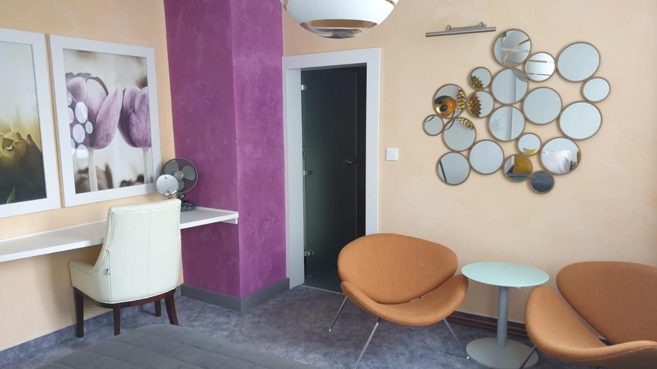 Kvetinovy Apartman A3B V Chomutove Exterior photo